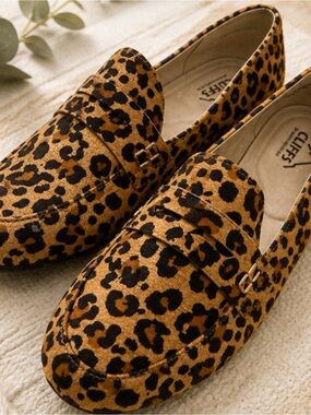 Cliffs by WHITE MOUNTAIN Leopard Print Slip-On Women’s Loafers in Tan and Black